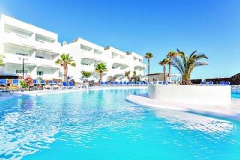 Apartamentos Ficus Costa Teguise Εξωτερικό φωτογραφία